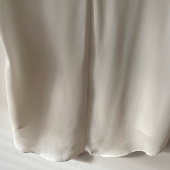 3/$30💚Reitmans white scoop neck cap sleeve blouse relaxed style size medium - Picture 10 of 11